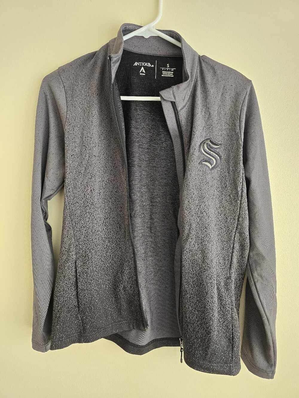 Seattle Kraken Antigua Gray Women's Full-Zip Utility Jacket